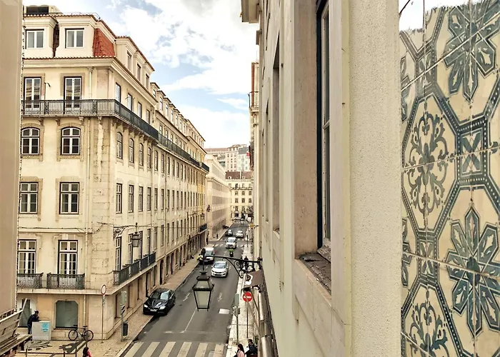 Sj1d Heart Of Baixa With New A/c * Stylish