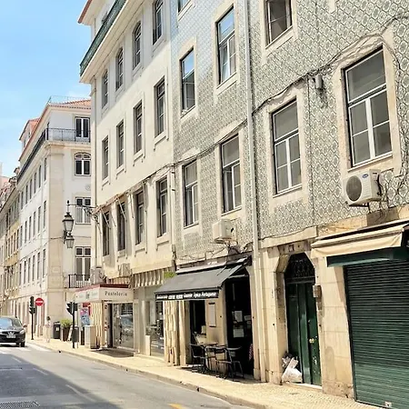 Apartment Sj1d Heart Of Baixa With New A/c * Stylish *